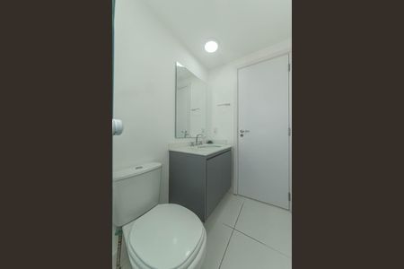 Apartamento à venda com 66m², 2 quartos e 2 vagas Apartamento à venda com 66m², 2 quartos e 2 vagasBanheiro da Suíte