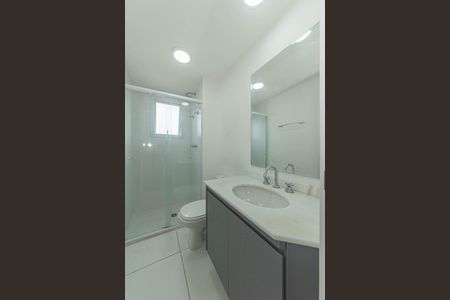 Apartamento à venda com 66m², 2 quartos e 2 vagas Apartamento à venda com 66m², 2 quartos e 2 vagasBanheiro da Suíte