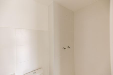 Apartamento à venda com 45m², 2 quartos e 1 vaga Apartamento à venda com 45m², 2 quartos e 1 vagaBanheiro