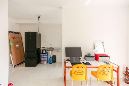 Apartamento à venda com 45m², 2 quartos e 1 vaga Apartamento à venda com 45m², 2 quartos e 1 vagaSala