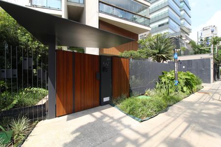 Apartamento para alugar com 63m², 1 quarto e 2 vagasFachada e Portaria