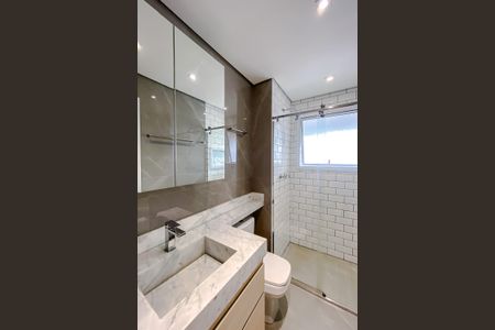 Apartamento à venda com 135m², 3 quartos e 2 vagasBanheiro da Suíte 1