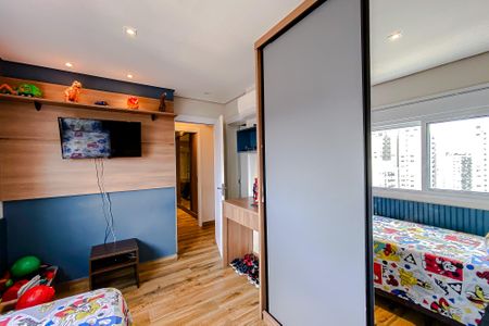 Apartamento à venda com 135m², 3 quartos e 2 vagasQuarto 2 - Suíte