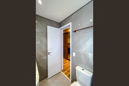 Apartamento à venda com 135m², 3 quartos e 2 vagasBanheiro da Suíte 3