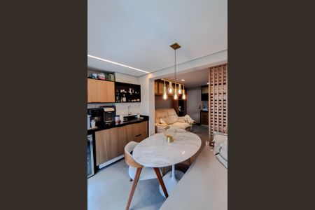 Varanda de apartamento à venda com 2 quartos, 53m² em Vila Mariana, São Paulo