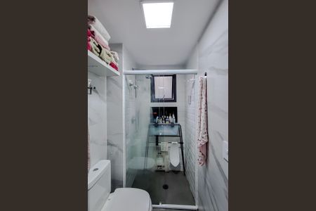 Apartamento à venda com 53m², 2 quartos e 1 vaga Apartamento à venda com 53m², 2 quartos e 1 vagaBanheiro da Suíte