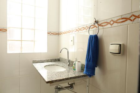 Casa à venda com 80m², 3 quartos e 1 vagaBanheiro 2 - Suíte 2