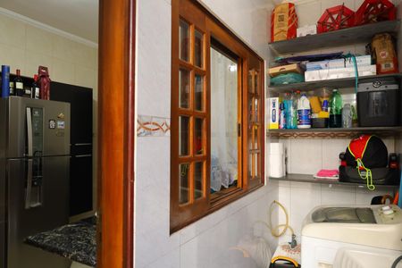 Casa à venda com 80m², 3 quartos e 1 vagaÁrea de Serviço