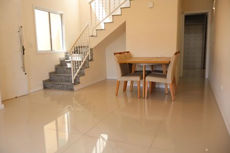 Sala de casa para alugar com 3 quartos, 140m² em Vila Zelina, São Paulo