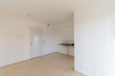 Sala de apartamento para alugar com 2 quartos, 42m² em Vila Independencia, São Paulo