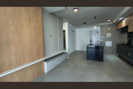 Sala de apartamento para alugar com 2 quartos, 84m² em Recreio dos Bandeirantes, Rio de Janeiro
