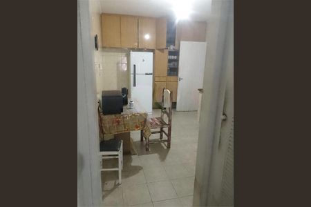 Casa à venda com 2 quartos, 100m² em Vila Arapua, São Paulo