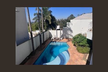 Casa à venda com 262m², 4 quartos e 2 vagas