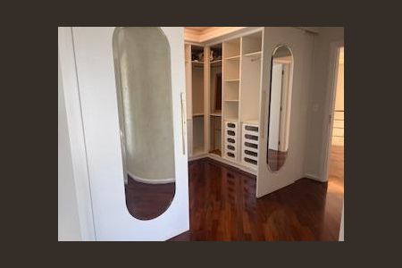 Casa à venda com 262m², 4 quartos e 2 vagas