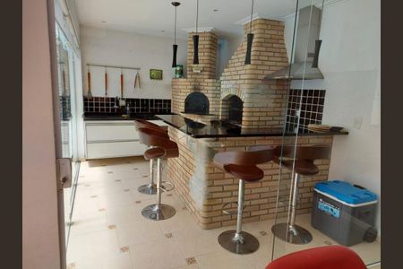 Casa à venda com 5 quartos, 363m² em Vila Albertina, São Paulo