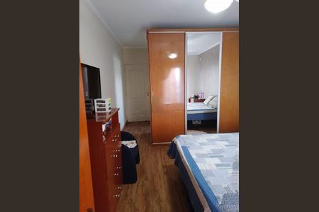 Casa à venda com 3 quartos, 176m² em Km 18, Osasco