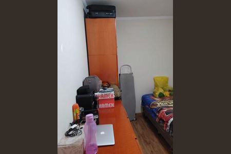 Casa à venda com 3 quartos, 176m² em Km 18, Osasco