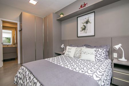 Quarto  de apartamento para alugar com 2 quartos, 80m² em Glória, Porto Alegre