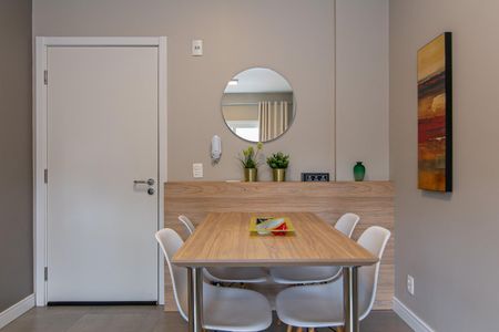 Sala  de apartamento para alugar com 2 quartos, 80m² em Glória, Porto Alegre