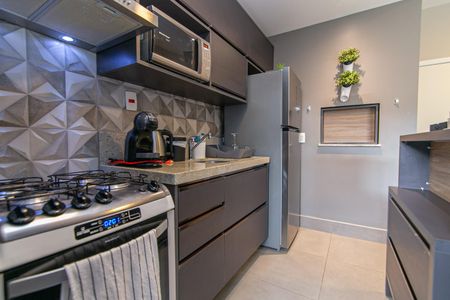 Cozinha  de apartamento para alugar com 2 quartos, 80m² em Glória, Porto Alegre