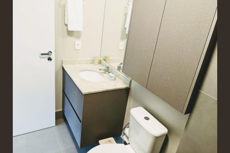 Apartamento para alugar com 80m², 2 quartos e 1 vagaBanheiro 2