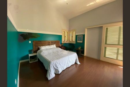 Casa à venda com 300m², 4 quartos e 4 vagas