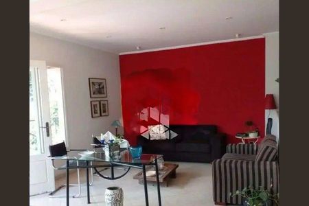 Casa à venda com 300m², 4 quartos e 4 vagas