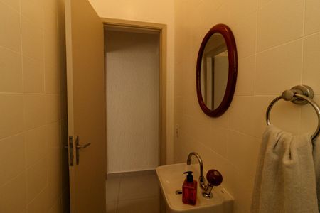 Casa à venda com 111m², 3 quartos e 2 vagasLavabo