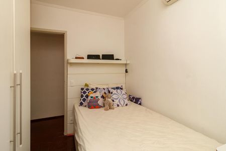 Casa à venda com 111m², 3 quartos e 2 vagasQuarto