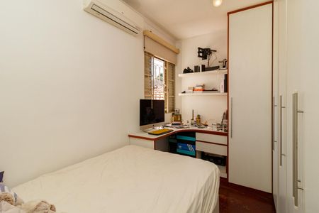 Casa à venda com 111m², 3 quartos e 2 vagasQuarto