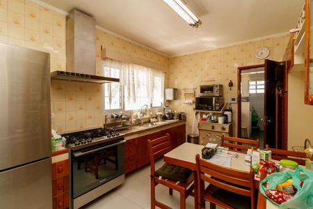 Casa à venda com 111m², 3 quartos e 2 vagasCozinha