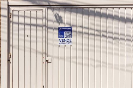 Casa à venda com 111m², 3 quartos e 2 vagasFachada com Plaquinha DWYD-288