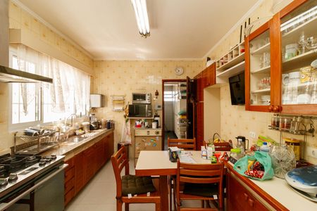 Casa à venda com 111m², 3 quartos e 2 vagasCozinha