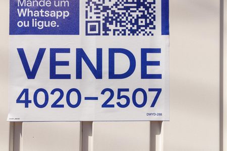 Casa à venda com 111m², 3 quartos e 2 vagasPlaquinha DWYD-288