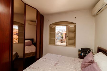 Casa à venda com 111m², 3 quartos e 2 vagasSuíte