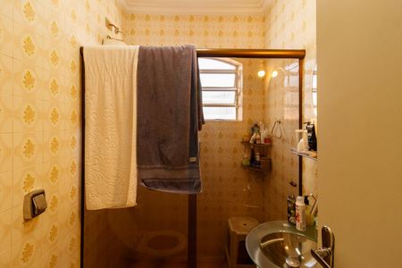 Casa à venda com 111m², 3 quartos e 2 vagasBanheiro