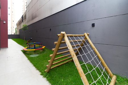 Apartamento para alugar com 37m², 2 quartos e sem vagaÁrea comum - Playground