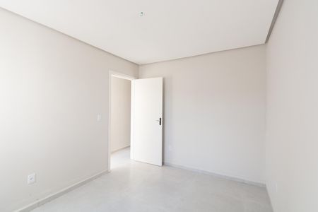 Casa à venda com 57m², 2 quartos e 1 vaga