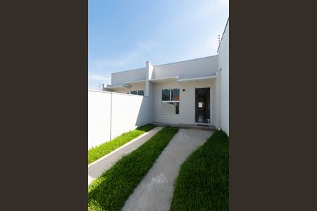 Casa à venda com 57m², 2 quartos e 1 vaga
