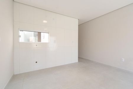 Casa à venda com 57m², 2 quartos e 1 vaga