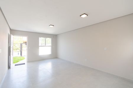 Casa à venda com 2 quartos, 57m² em Brigadeira, Canoas