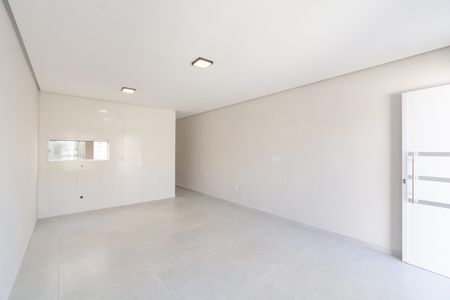 Casa à venda com 57m², 2 quartos e 1 vaga