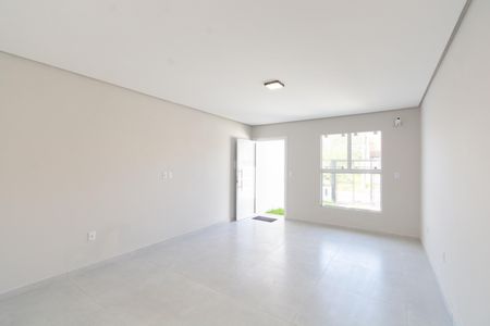 Casa à venda com 57m², 2 quartos e 1 vaga