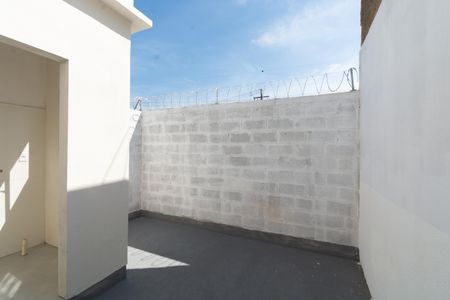 Casa à venda com 57m², 2 quartos e 1 vaga