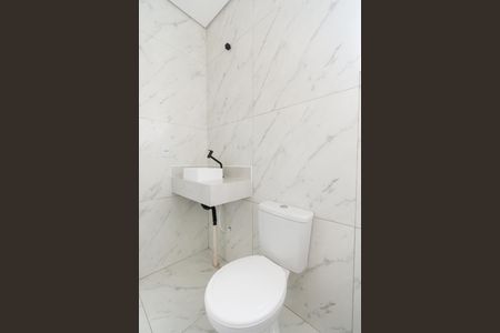 Casa à venda com 57m², 2 quartos e 1 vaga