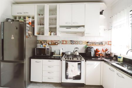 Casa para alugar com 72m², 2 quartos e 2 vagas Casa para alugar com 72m², 2 quartos e 2 vagasCozinha