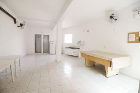 Casa para alugar com 72m², 2 quartos e 2 vagas Casa para alugar com 72m², 2 quartos e 2 vagassalão de