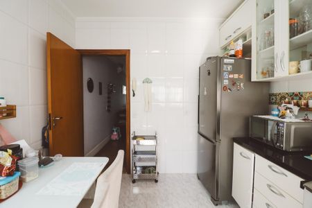 Casa para alugar com 72m², 2 quartos e 2 vagas Casa para alugar com 72m², 2 quartos e 2 vagasCozinha