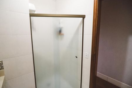 Casa para alugar com 72m², 2 quartos e 2 vagas Casa para alugar com 72m², 2 quartos e 2 vagasBanheiro