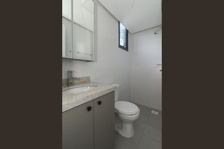 Banheiro de apartamento para alugar com 1 quarto, 25m² em Independência, Porto Alegre